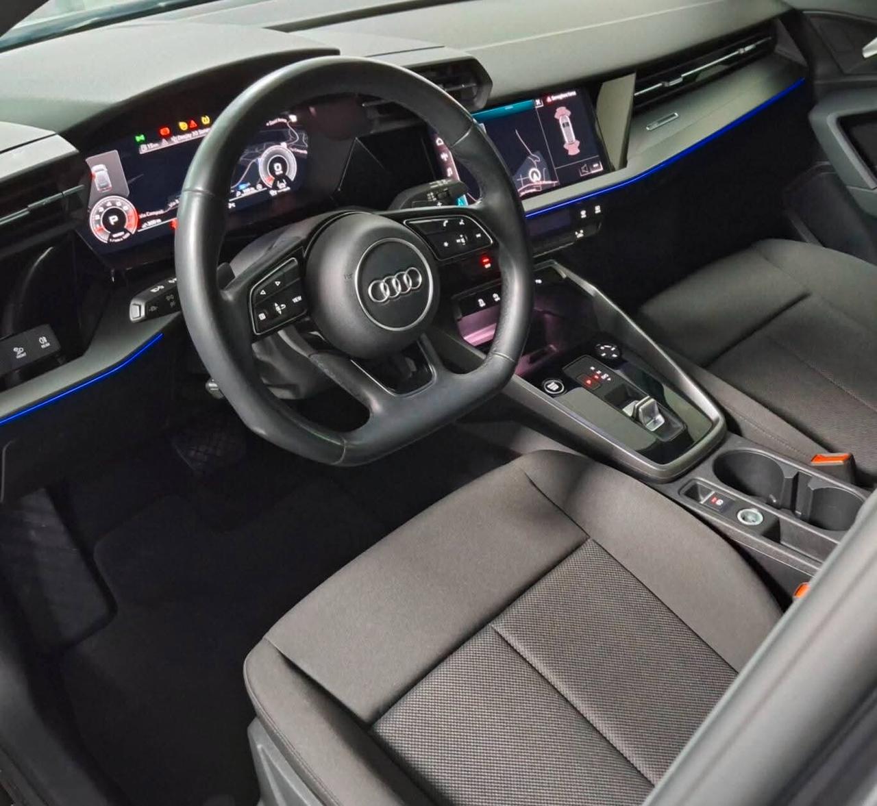 Audi A3 SPB 35 TFSI S line edition Fari full led