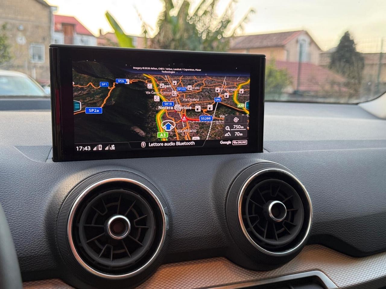 Audi Q2 35 TDI S tronic Business