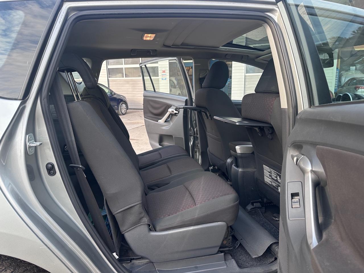 Toyota Verso 2.0 D Luxury Pack 7 posti tetto panoramico