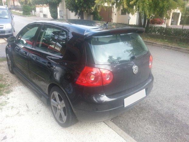 Volkswagen Golf V 2.0 16V TDI 5p. Sportline