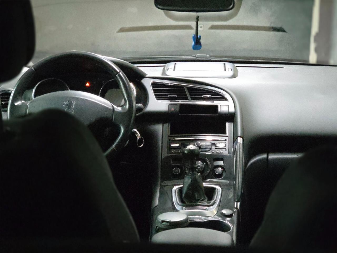Peugeot 3008 BlueHDi 120 S&S Business