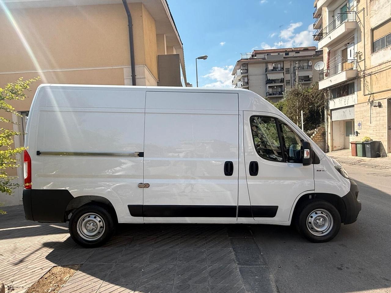 FIAT DUCATO 33 2.2 MJT 120CV