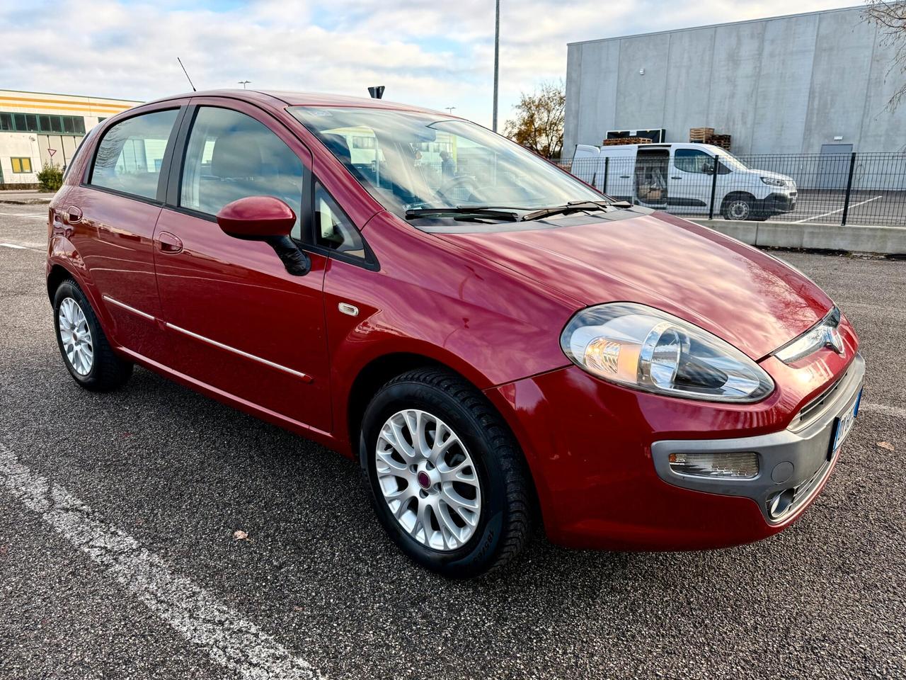FIAT PUNTO EVO 1.4 GPL FINO 2030 NEOPATENTATI