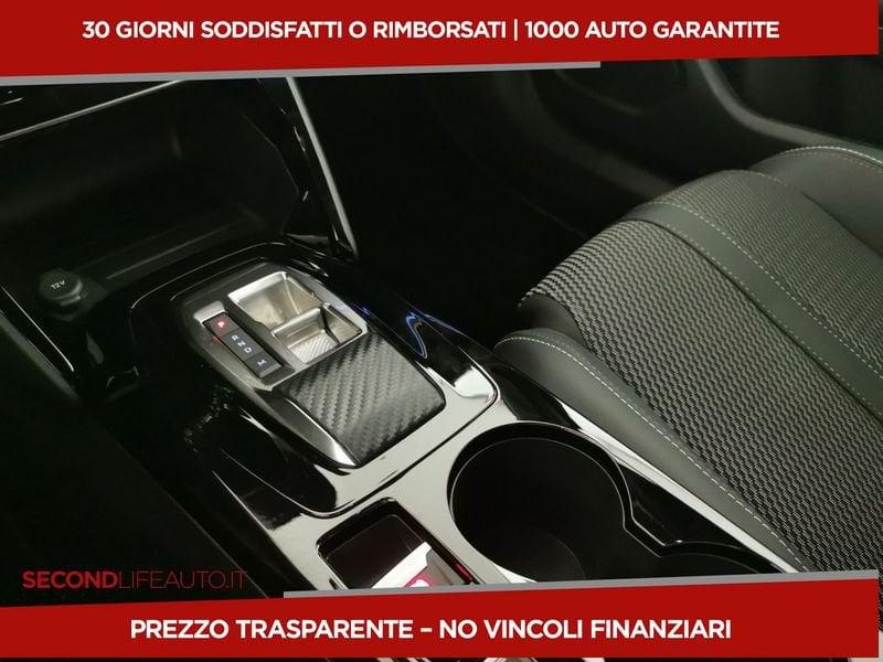 Peugeot 2008 1.2 hybrid GT 145cv e-dcs6