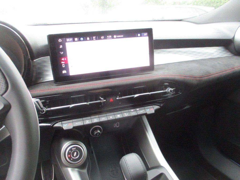 Alfa Romeo Tonale 1.3 280 CV PHEV AT6 Q4 Veloce