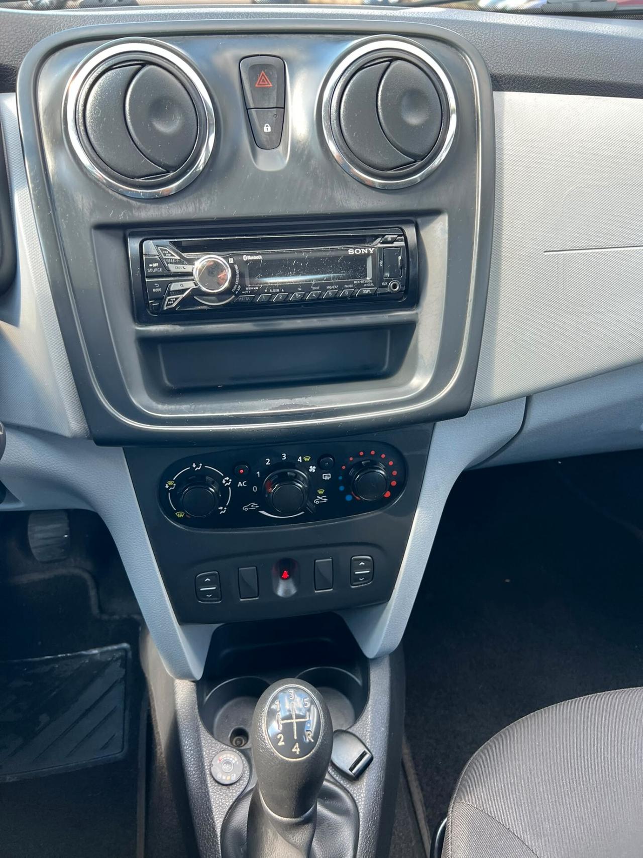 Dacia Sandero 2014 1.2 Laureate Gpl 75cv*gpl fino 2033*OK NEOPATENTATI