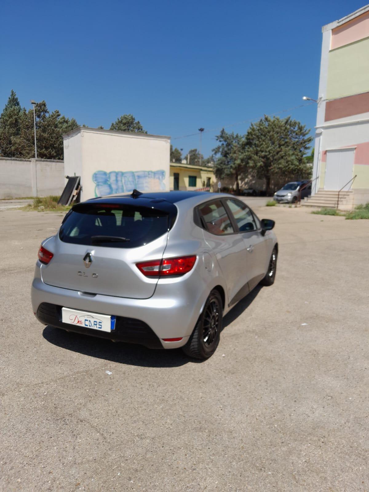 Renault Clio 1.2 75CV 5 porte Zen