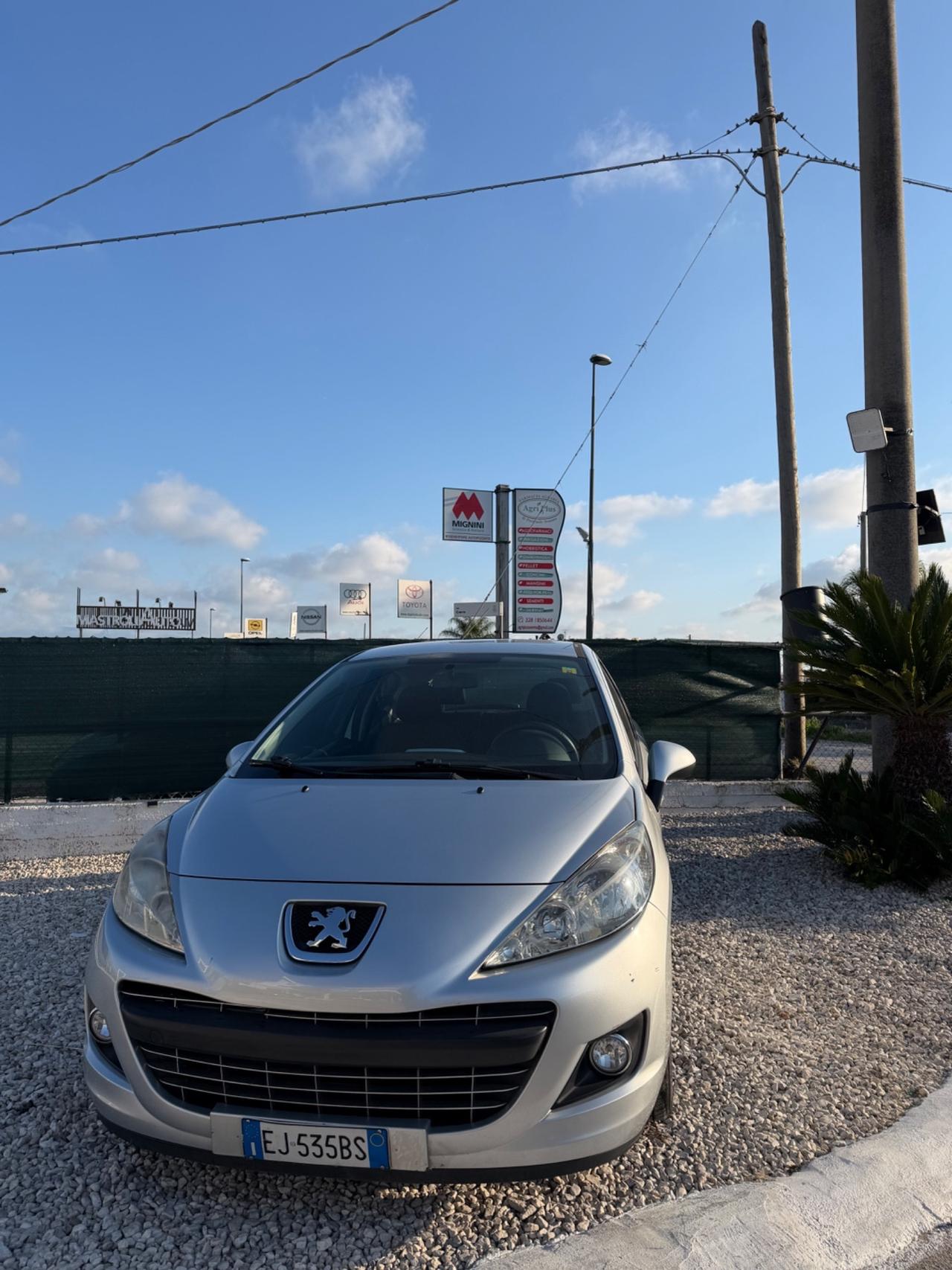 Peugeot 207 1.4 HDi 70CV 3p. Access