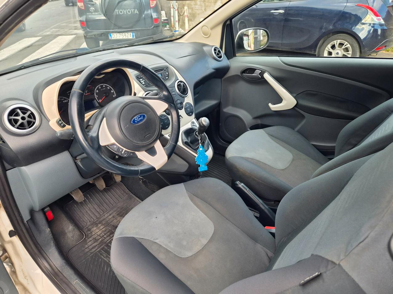 Ford Ka Ka+ 1.2 8V 69CV Titanium