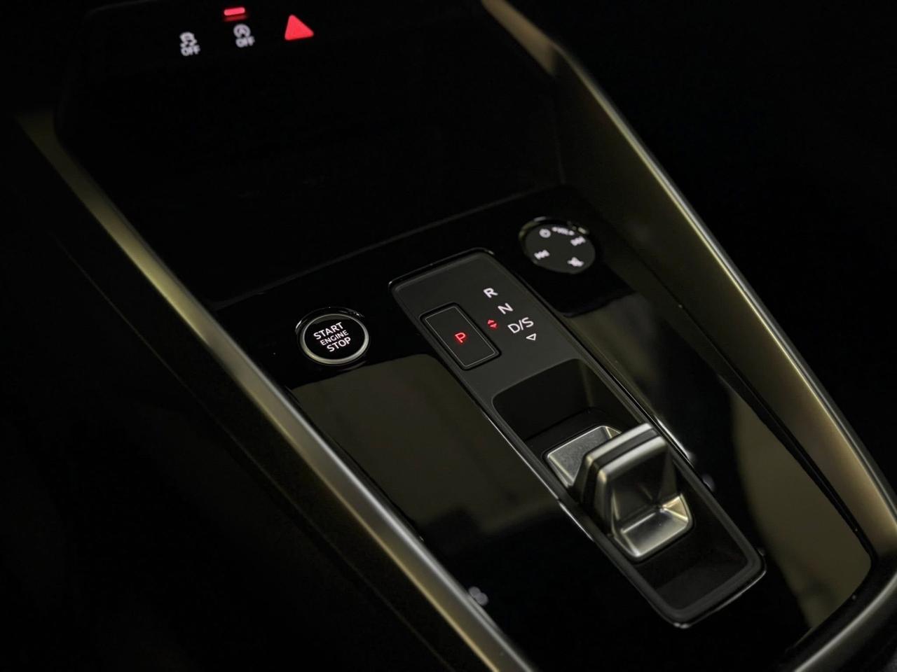 Audi A3 SPB 30 TDI S tronic Business Advanced