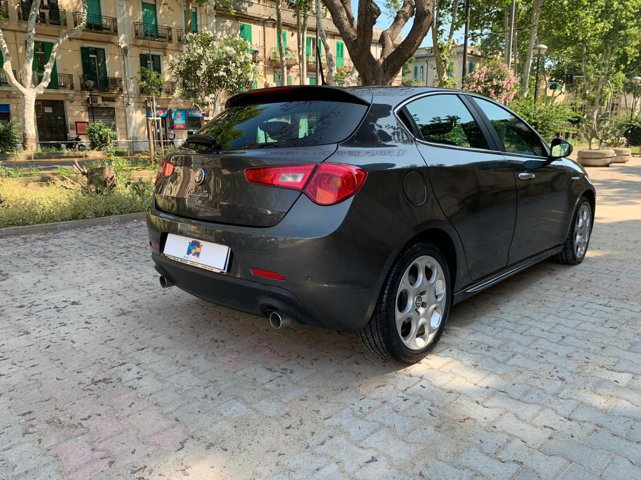 Alfa Romeo Giulietta 2.0 JTDm-2 150 CV Distinctive