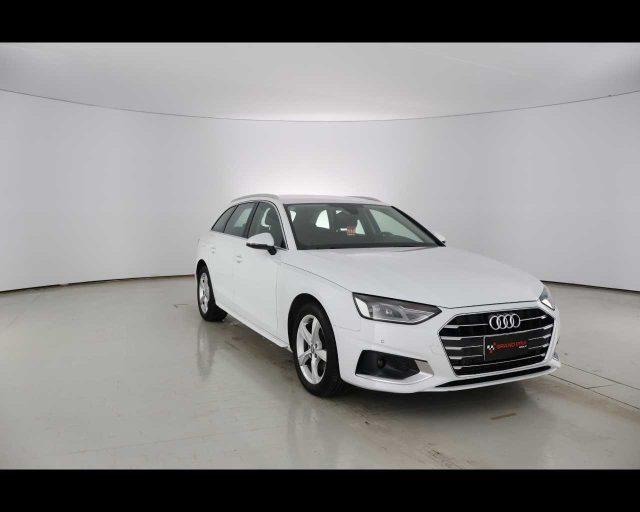 AUDI A4 Avant 35 TFSI S tronic Business Advanced