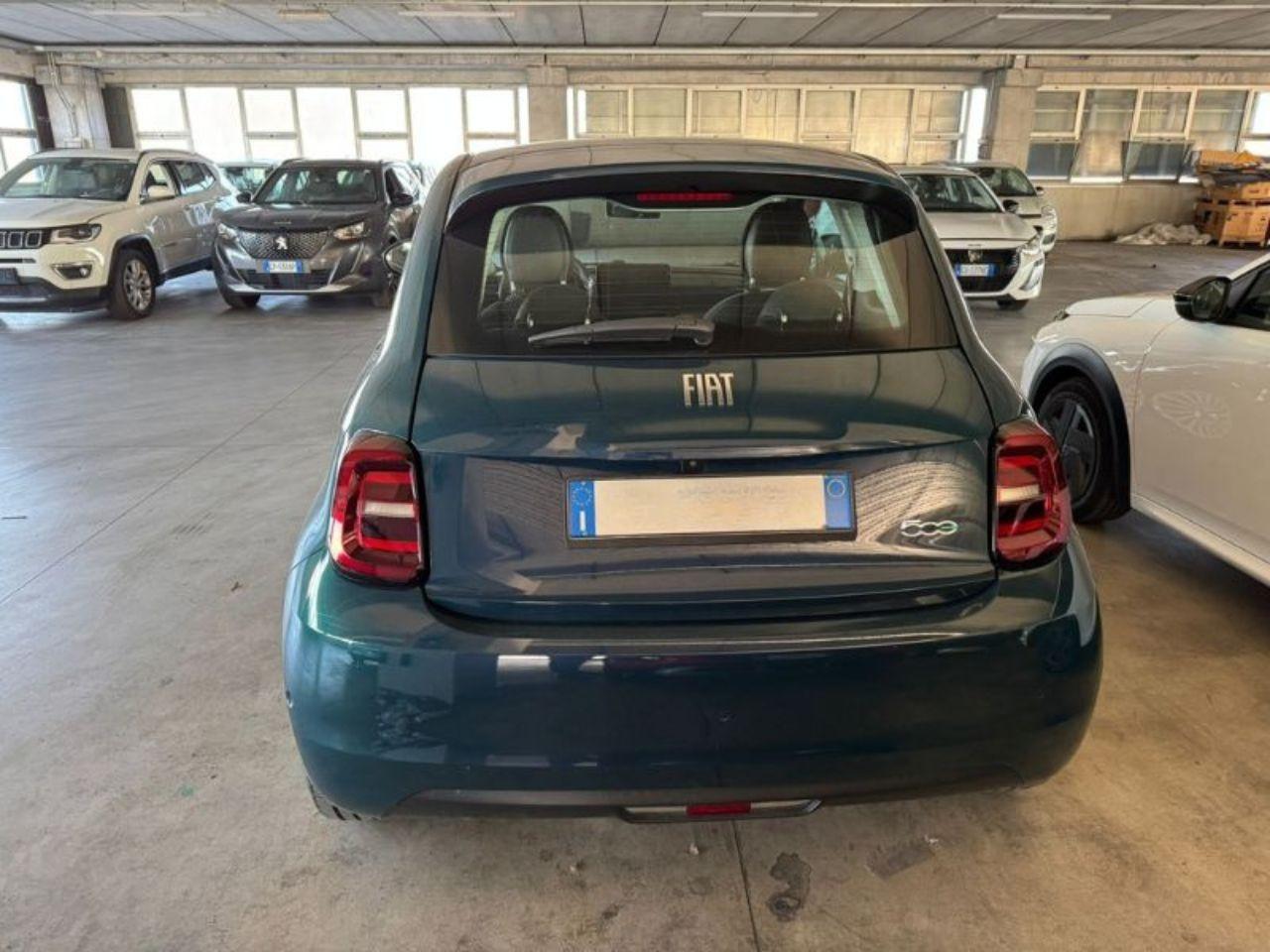FIAT 500e - 500e 42 kWh