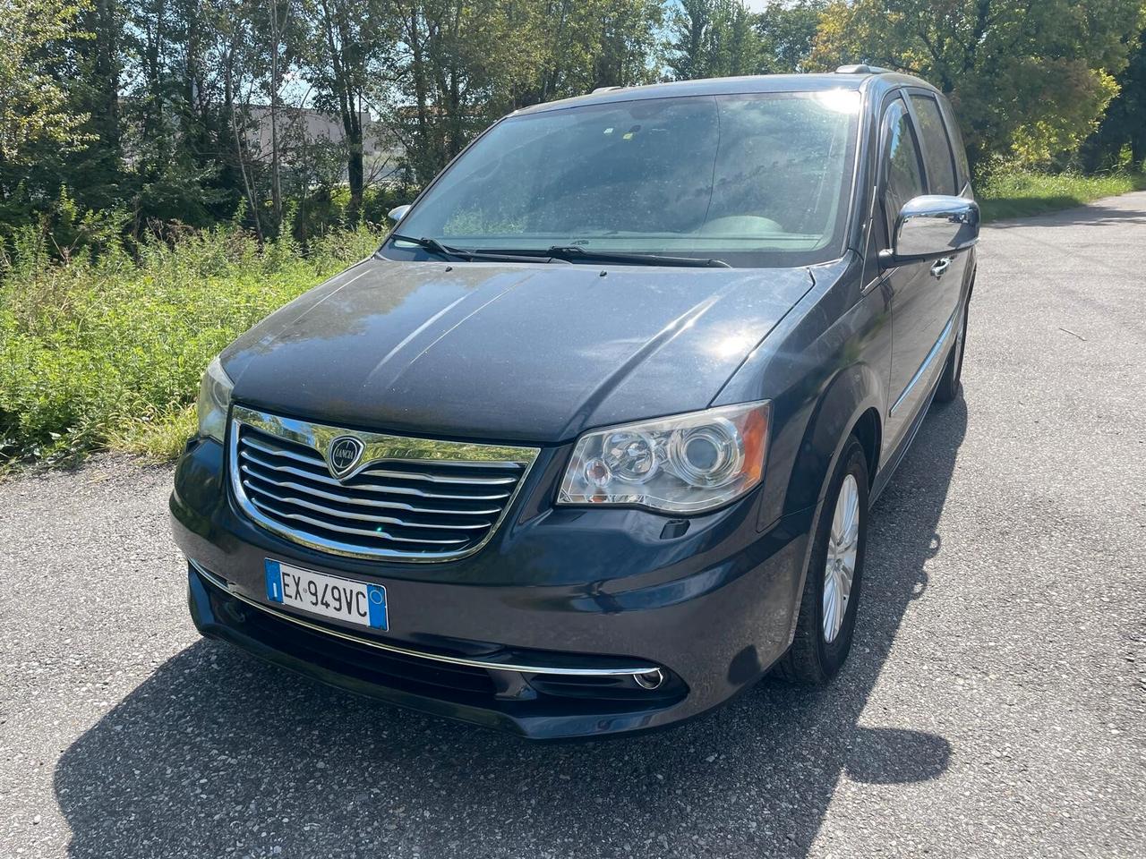 Lancia Voyager 2.8 Turbodiesel Platinum 177 CV