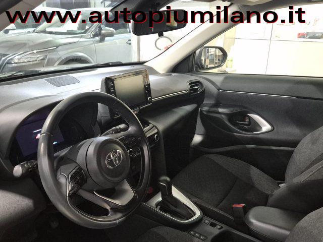 TOYOTA Yaris Cross 1.5 Hybrid 5p. E-CVT Business