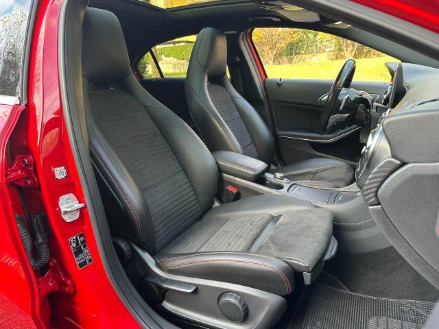 MERCEDES-BENZ A 200 d Automatic 4Matic Premium