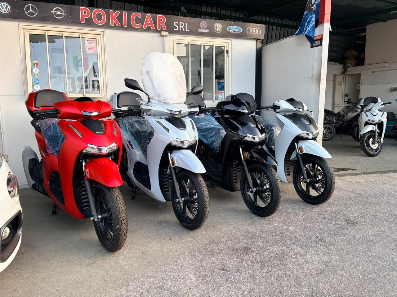 HONDA SH 350 SPORT MY 2026 *FINANZIAMENTO IN SEDE ANCHE SENZA BUSTA PAGA*