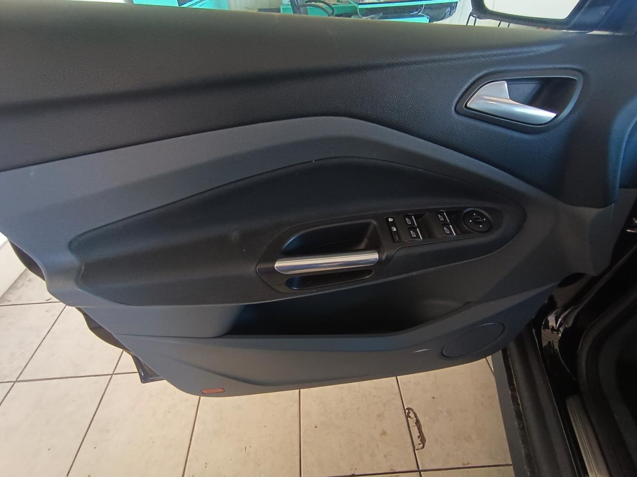 Ford C-Max 1.5 TDCi 120CV Powershift Start&Stop Titanium