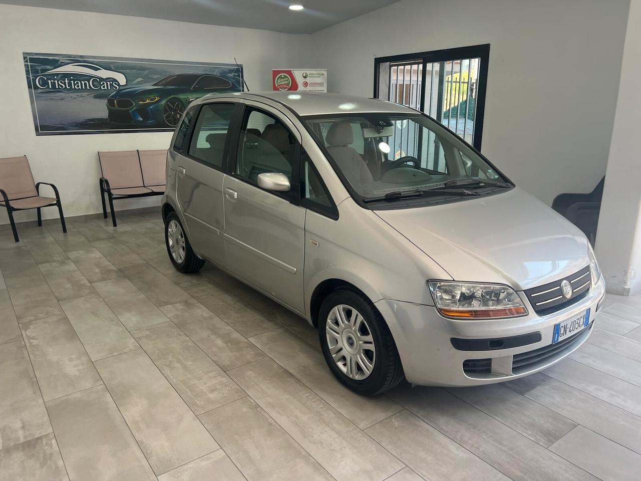 Fiat Idea 1.3 Multijet 16V Emotion