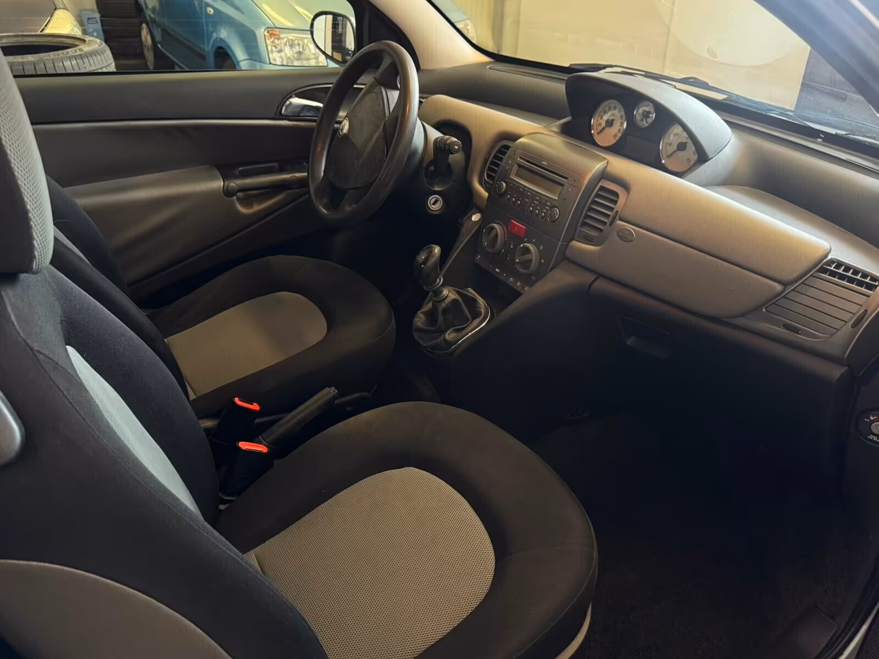 Lancia Ypsilon 1.2 Oro - adatta a neopatentati