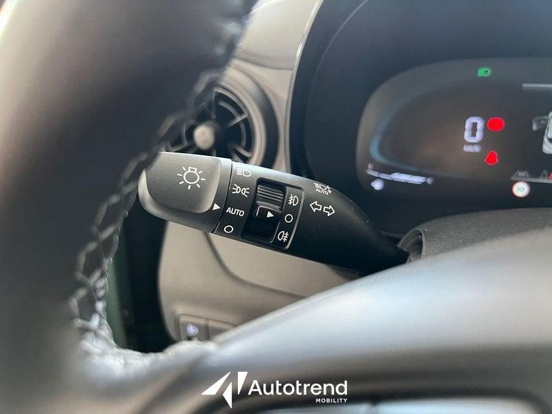 Hyundai i10 1.0 MPI 63 CV Automatica NAVI Connectline