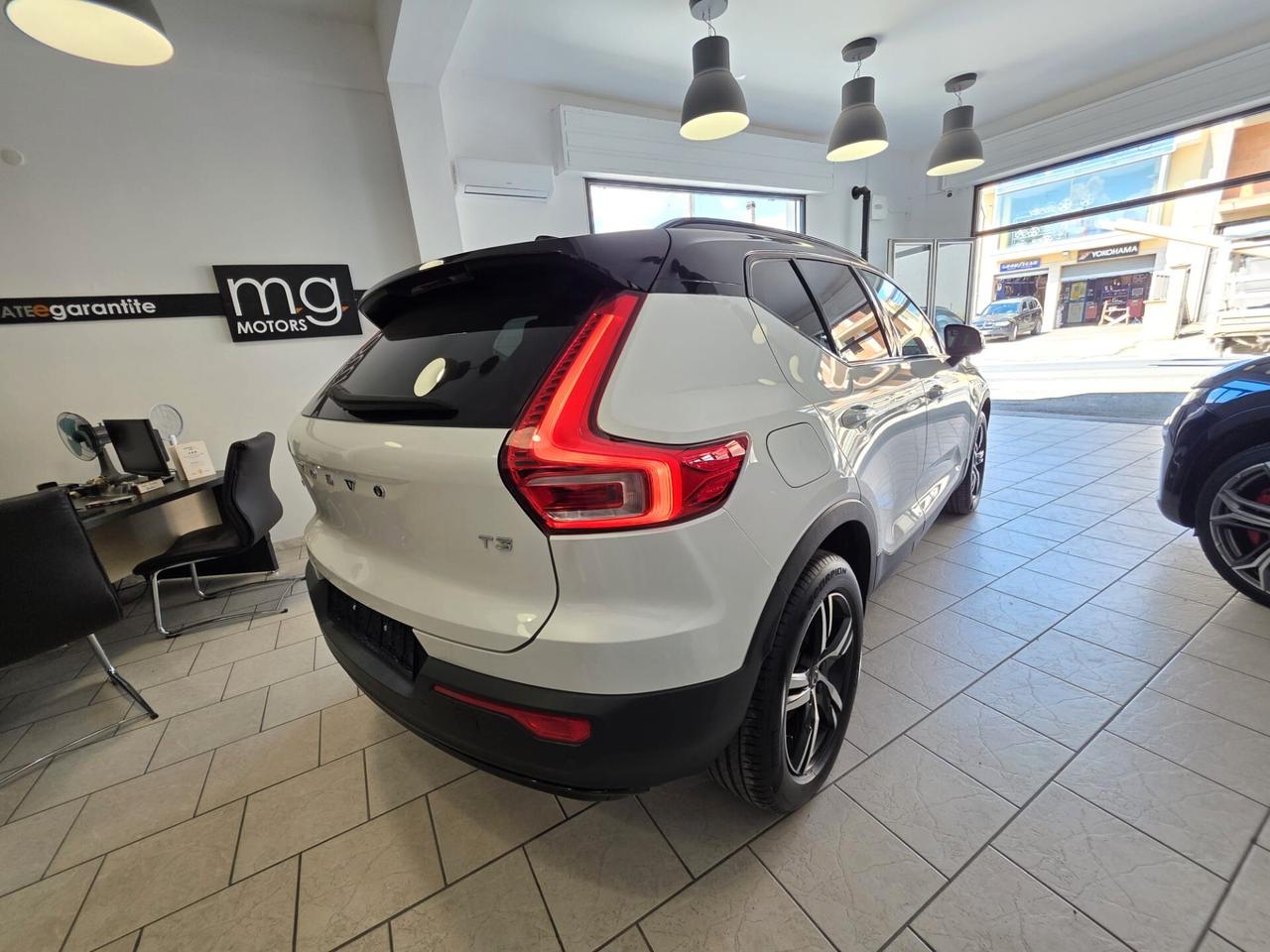Volvo XC40 T3 Geartronic R-design