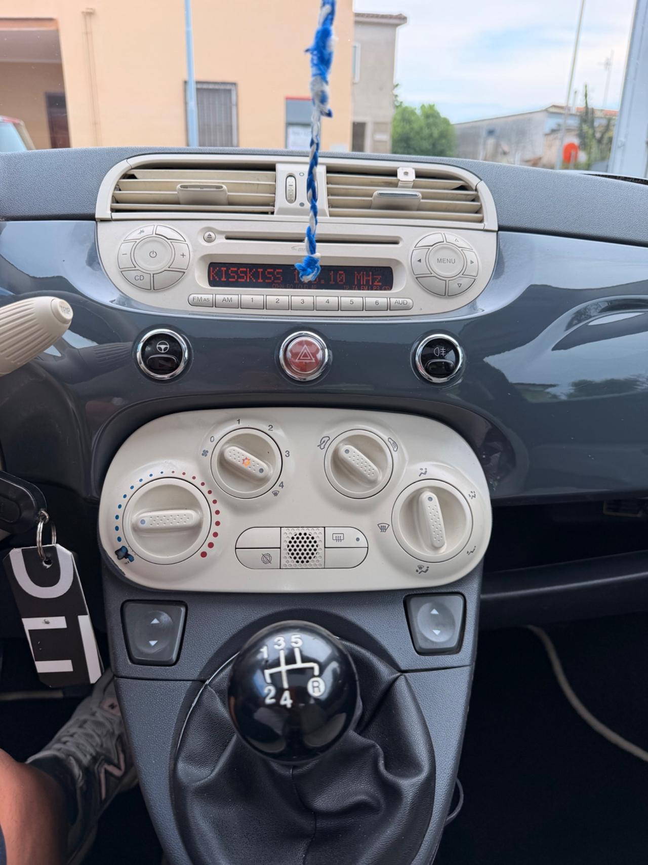 Fiat 500 1.2 Lounge 05/2011 145.000 KM