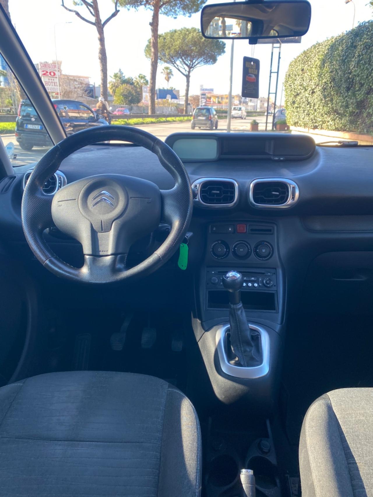 Citroen C3 Picasso 1.6 HDi 2015 TAGLIANDATA