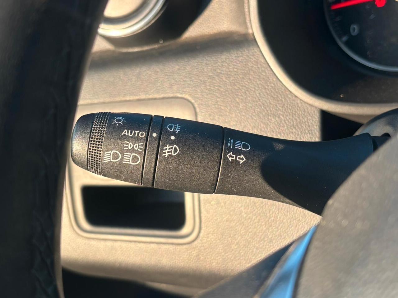 Dacia Duster 1.6 SCe 4x2 Techroad