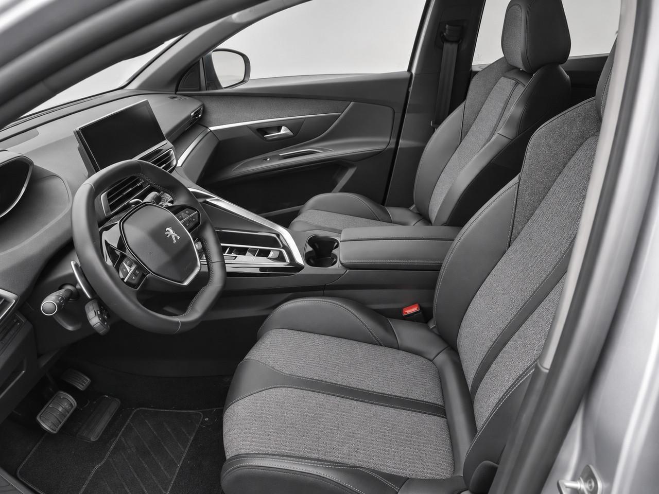 PEUGEOT 5008 II 2021 - 5008 1.5 bluehdi Allure Pack s&s 130cv eat8