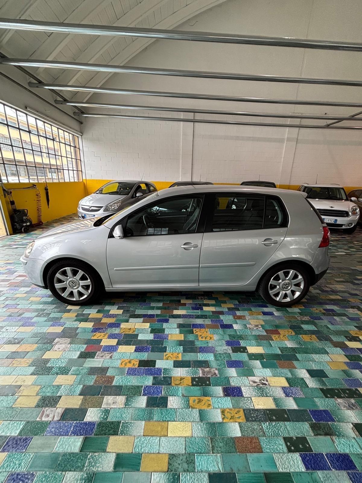 Volkswagen Golf 1.6 16V FSI 5p. UNICO PROPRIETARIO
