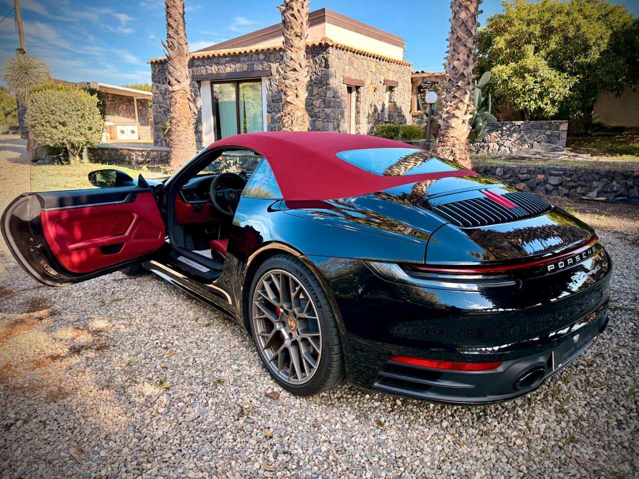 Porsche 911 Carrera 4S Cabriolet