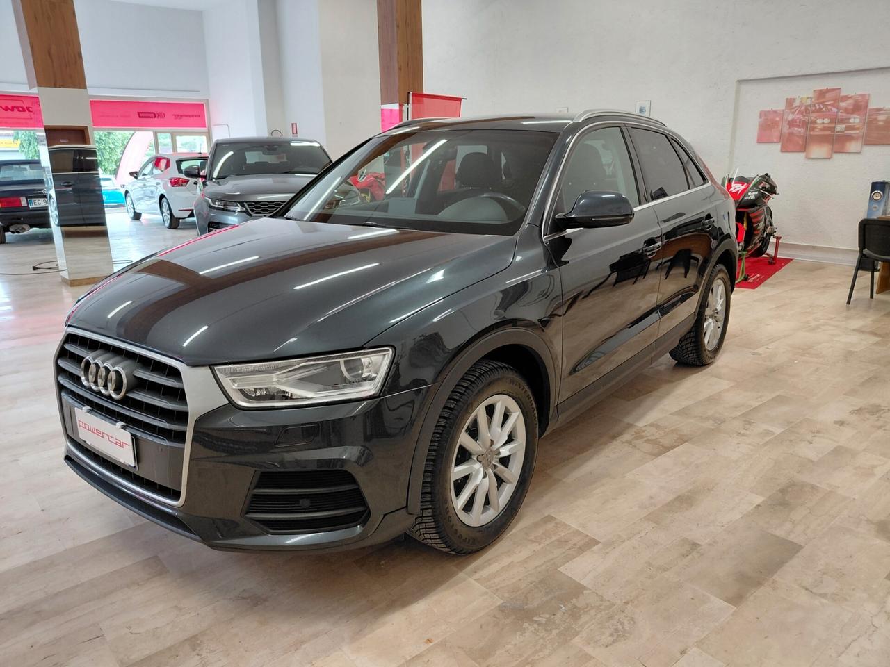 Audi Q3 2.0 TDI 120 CV