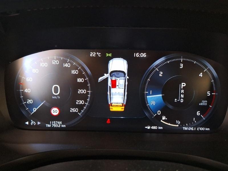 VOLVO V60 D3 Momentum Business Autom. WAGON
