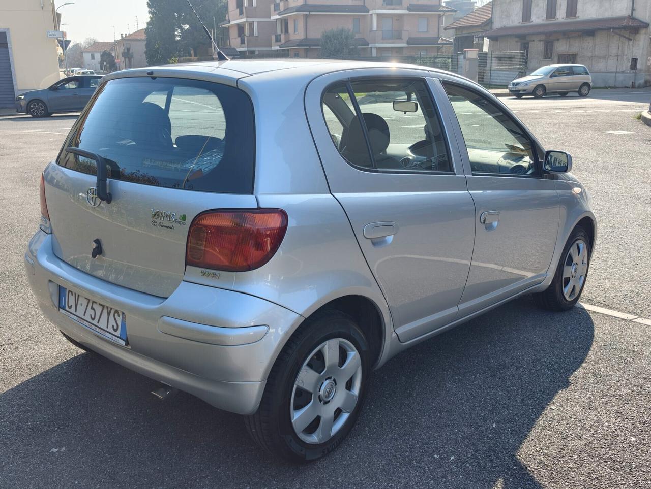 Toyota Yaris 1.0i 16V cat 5 porte Expo