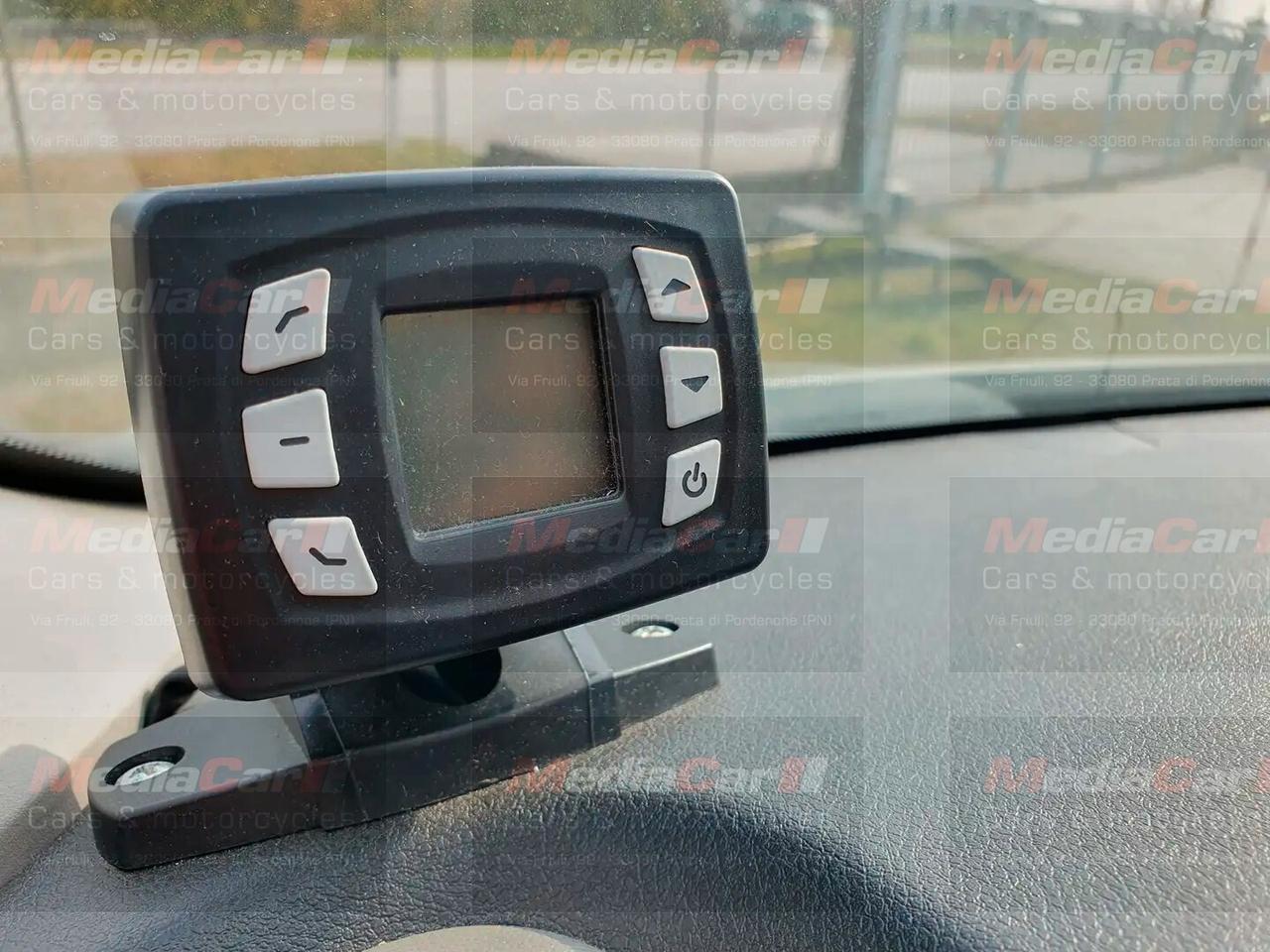 Nissan NV300