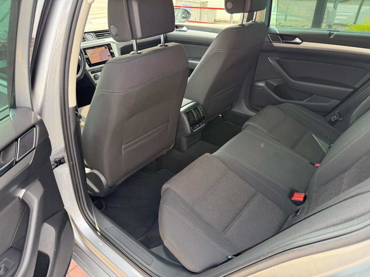 Volkswagen Passat Variant 1.6 TDI DSG UNICO PROPRIETARIO