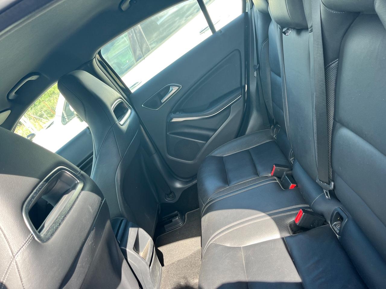 Mercedes-benz A 180 d Premium 2016