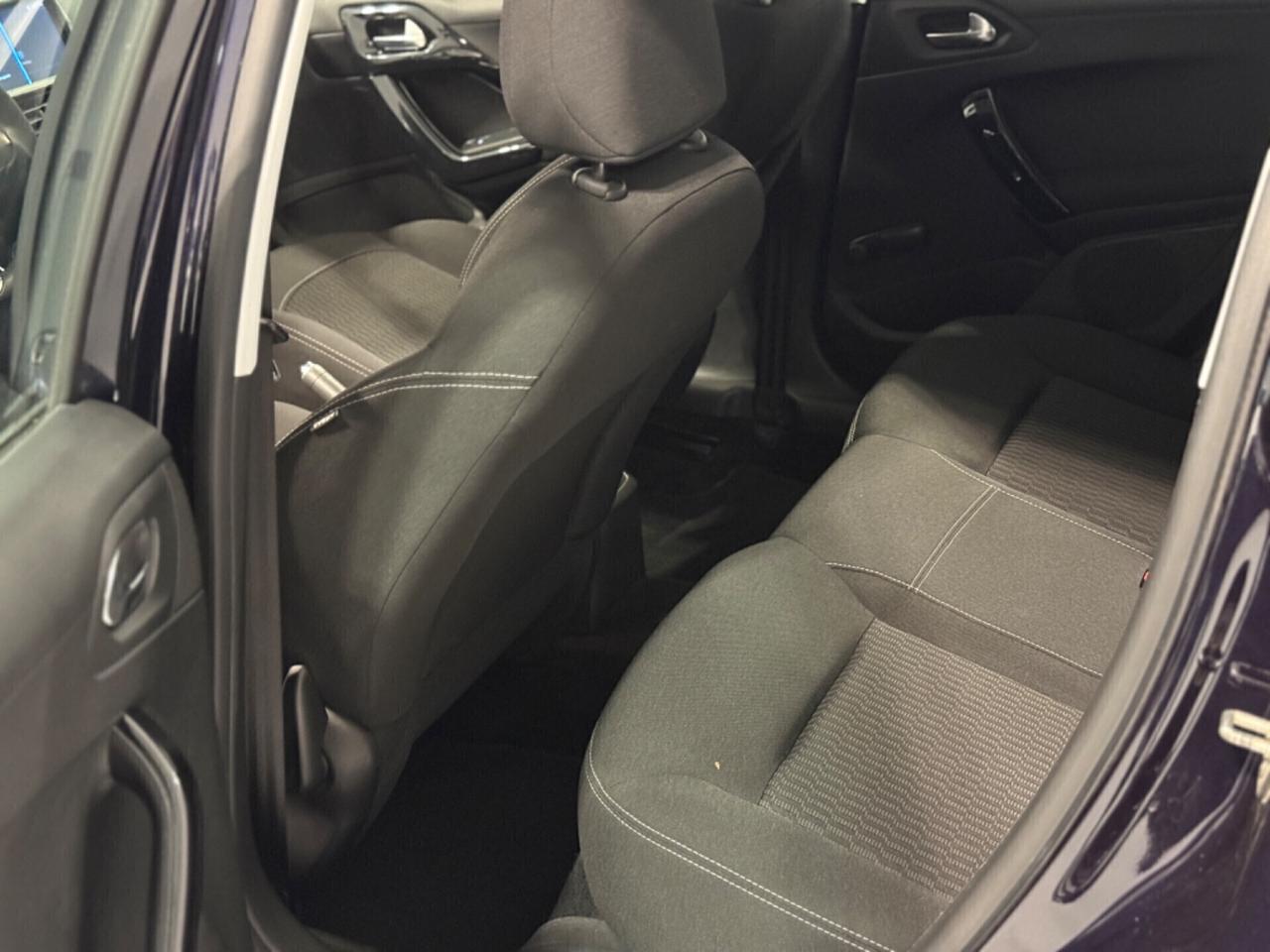Peugeot 208 5p 1.5 bluehdi 60.000km CERTIFICATI!