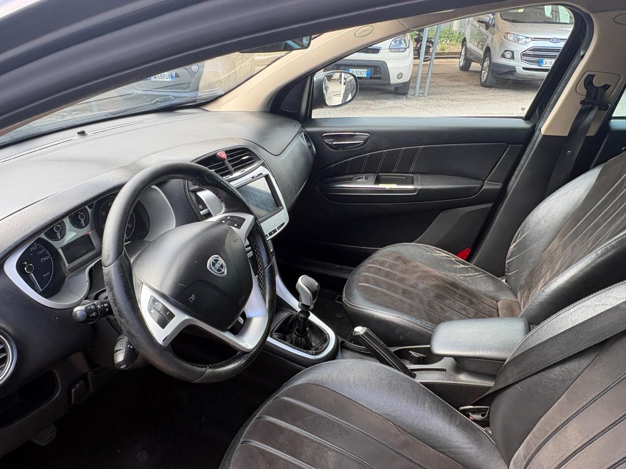 Lancia Delta 1.6 MJT DPF Platino