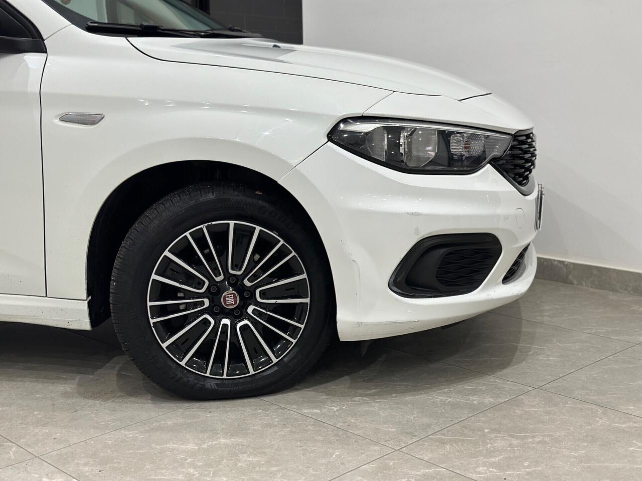 Fiat Tipo 1.3 Mjt S&S 5 porte Sport