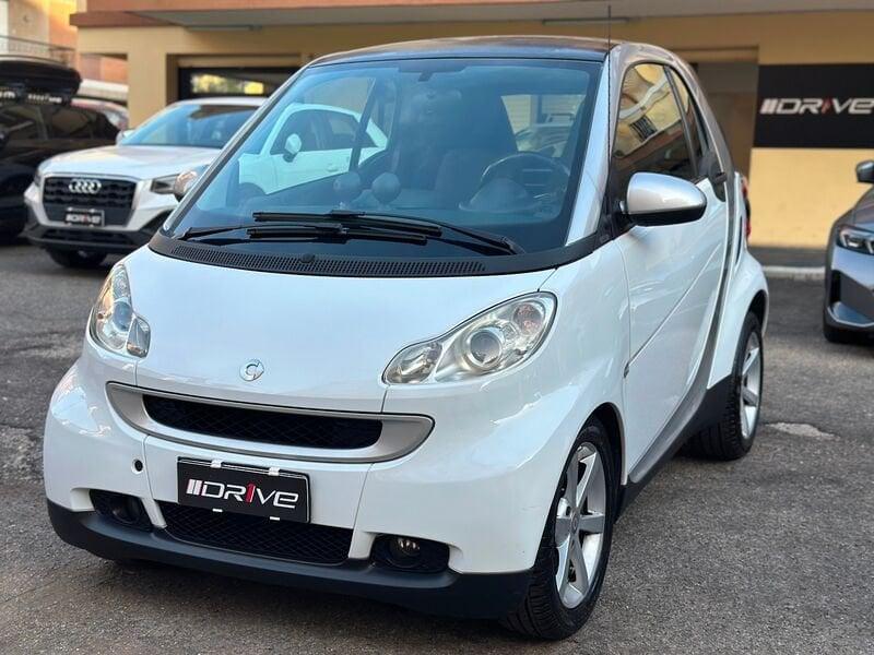 smart fortwo fortwo 1000 52 kW MHD coupé pulse