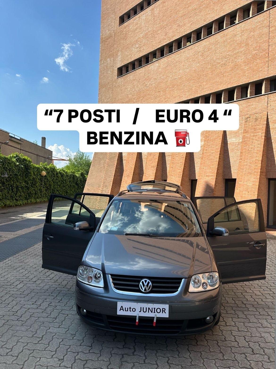 Volkswagen Touran 1.6 16V FSI Goal