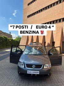 Volkswagen Touran 1.6 16V FSI Goal