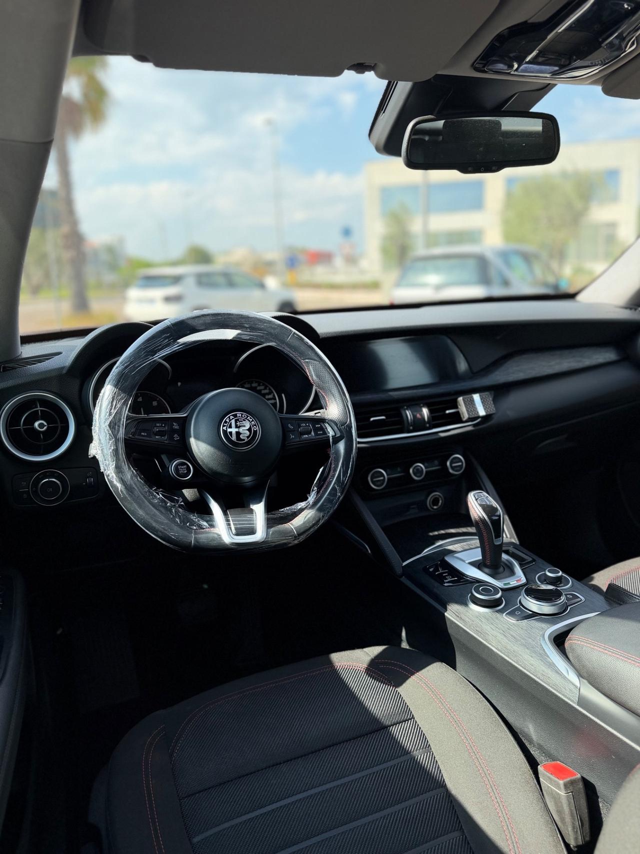 Alfa Romeo Stelvio 2.2 Turbodiesel 190 CV AT8 RWD Business