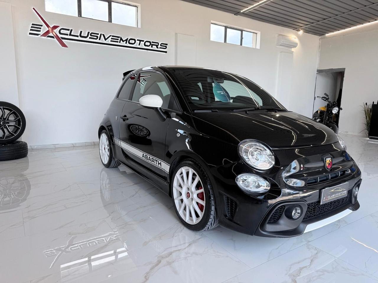 Abarth 695 1.4 t-jet 70th Essesse 180cv auto