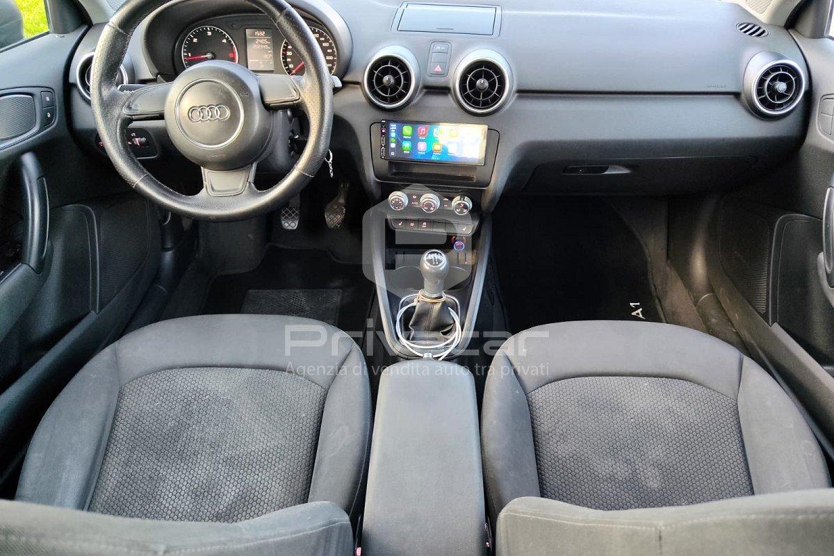 AUDI A1 1.6 TDI 105 CV Attraction