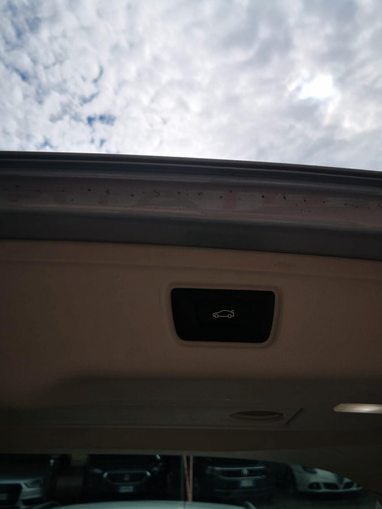Bmw 320d MHEV Touring ***CAR PLAY***NAVI***BAGAGLIAIO ELETTRICO***