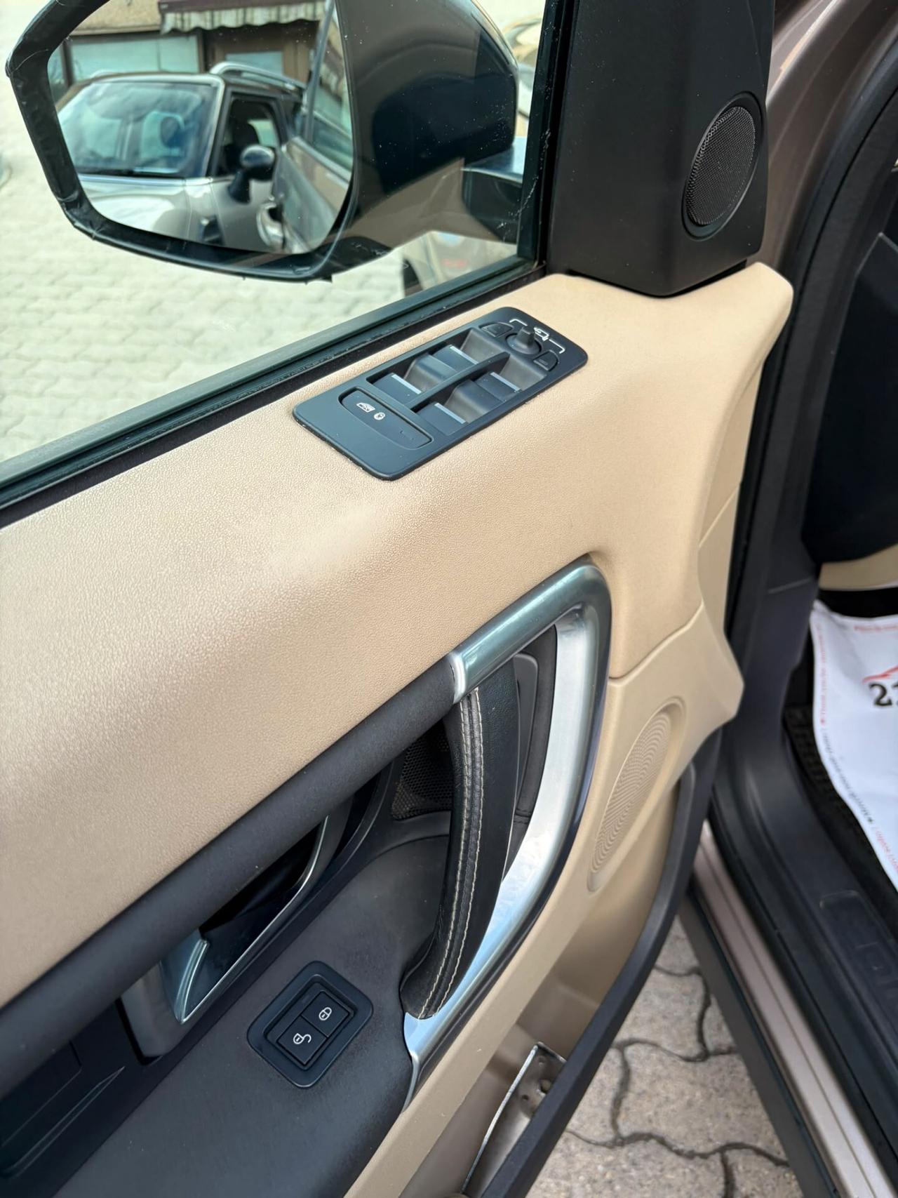 Land Rover Discovery Sport 2.0 TD4 180 CV HSE Luxury