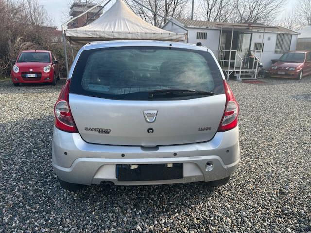 Dacia Sandero 1.4 8V GPL BOMBOLE VALIDE FINO AL 2029